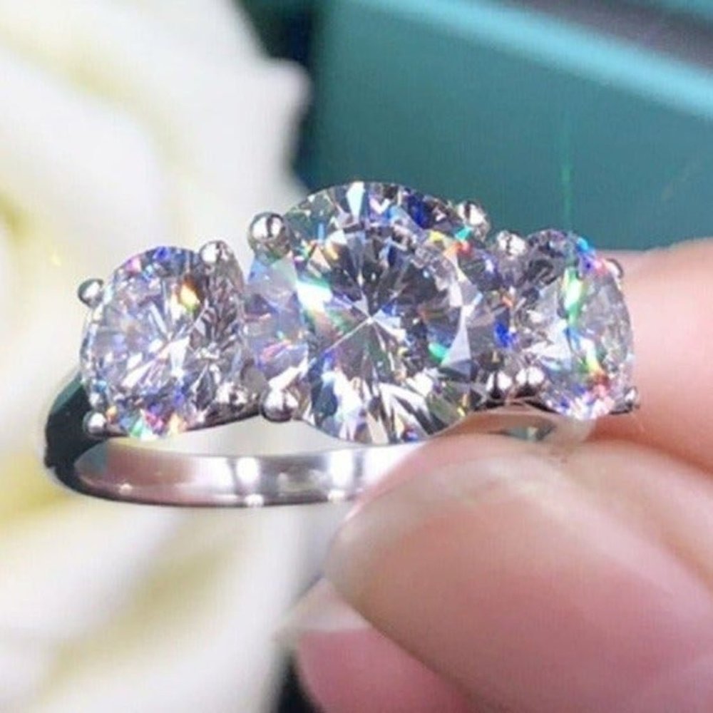 "925 Silver Plated Promise Bling Round Shaped CZ Ring
